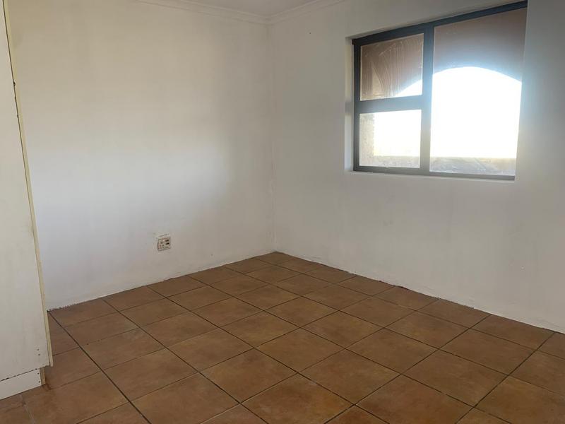 6 Bedroom Property for Sale in High Places Western Cape